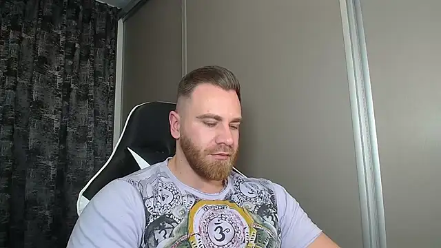 Thori92 online show from December 2025 05:22:02 PM