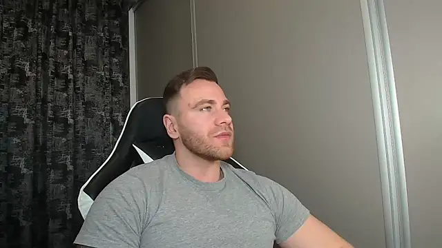 Thori92 online show from March 2026 04:34:02 PM