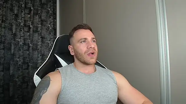 Thori92 online show from May 2026 04:56:02 PM