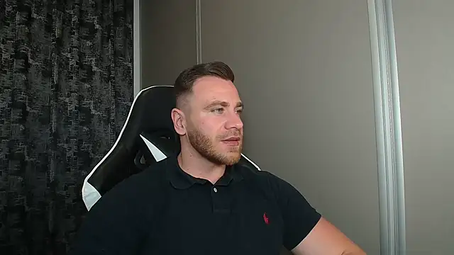 Thori92 online show from May 2026 06:46:02 PM