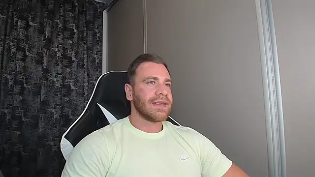 Thori92 online show from July 2026 06:13:01 PM