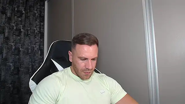 Thori92 online show from July 2026 05:26:02 PM