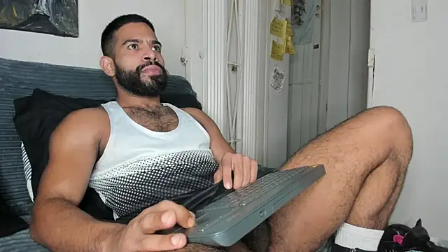 sweatyhairypig23 online show from February 2026 04:05:02 AM