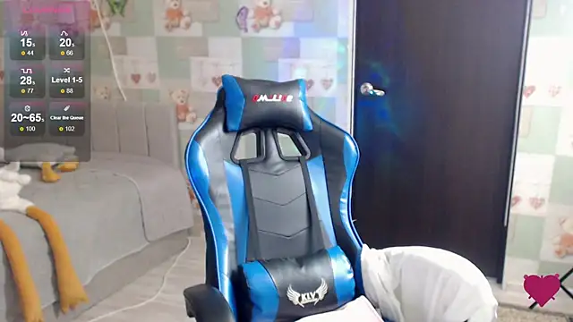 Korolek12 online show from April 2026 04:56:01 AM