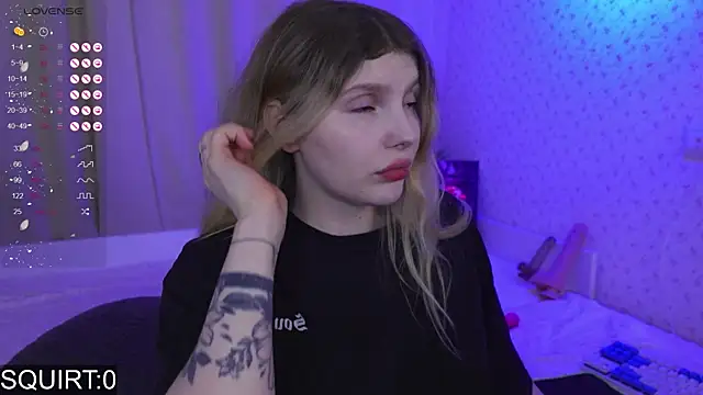 Snapshot of _aleksa_ chatting on January 2026 07:06:02 PM aleksa online show from January 2026 07:06:02 PM