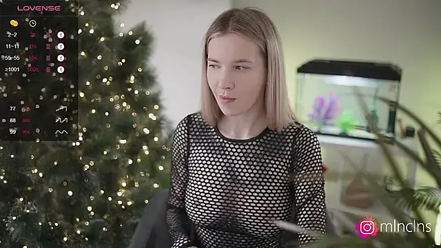 melanielwithu online show from December 2024 08:01:02 PM