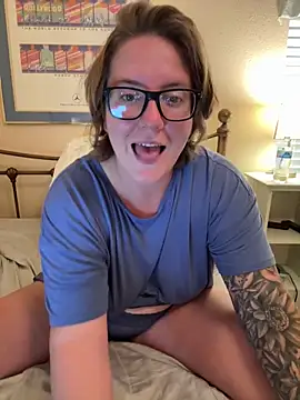 Lizzyloo online show from December 2024 07:44:01 PM