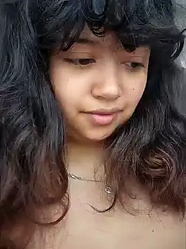 Snapshot of Peach_Girll chatting on December 2024 01:50:01 PM Peach Girll online show from December 2024 01:50:01 PM