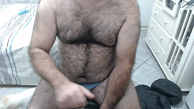 Snapshot of MysterBearMG chatting on May 2026 09:52:02 PM MysterBearMG online show from May 2026 09:52:02 PM