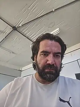 Snapshot of MysterBearMG chatting on May 2026 03:20:02 PM MysterBearMG online show from May 2026 03:20:02 PM