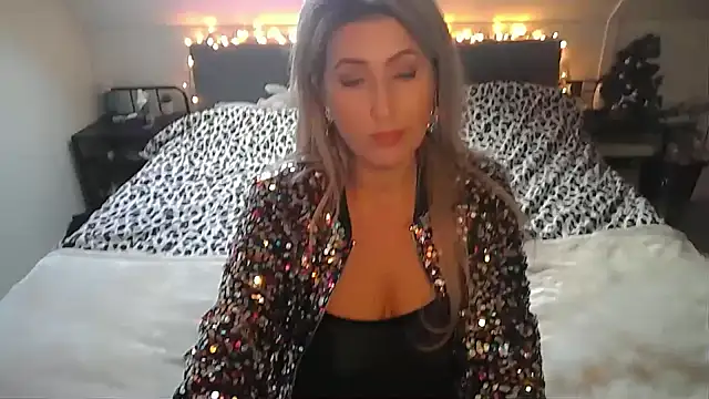 TessToy online show from December 2024 09:43:02 AM