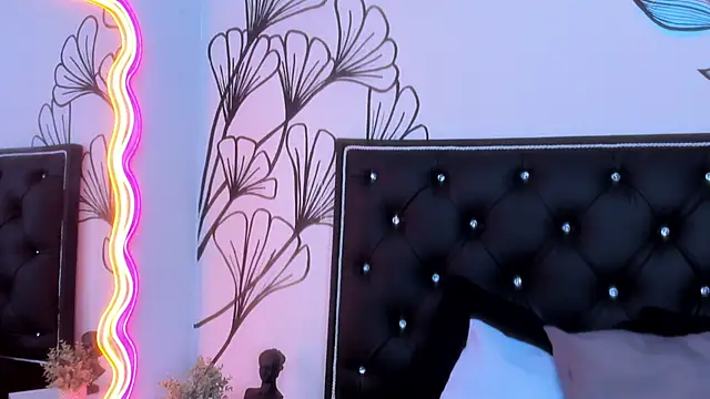 Sweet Ariadna  online show from April 2026 01:41:02 PM
