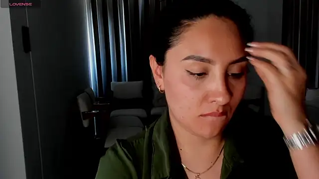 Snapshot of AnushaKumari chatting on October 2025 04:09:01 PM AnushaKumari online show from October 2025 04:09:01 PM