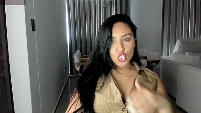 Snapshot of AnushaKumari chatting on October 2025 08:10:01 PM AnushaKumari online show from October 2025 08:10:01 PM