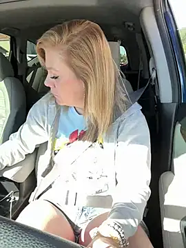 Lexi Shocker online show from February 2025 05:15:02 PM