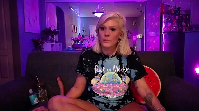 Snapshot of Lexi_Shocker chatting on April 2026 03:08:02 AM Lexi Shocker online show from April 2026 03:08:02 AM