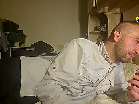 Snapshot of theSmallest-dick chatting on October 2025 02:17:01 AM theSmallest-dick online show from October 2025 02:17:01 AM