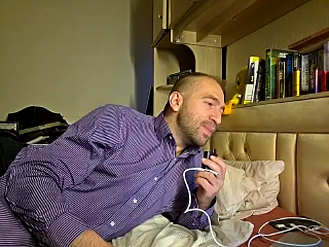 Snapshot of theSmallest-dick chatting on November 2025 06:56:02 AM theSmallest-dick online show from November 2025 06:56:02 AM