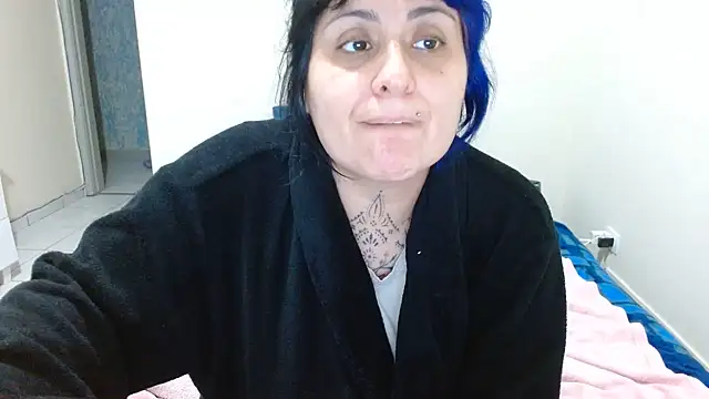 vaholiver online show from May 2026 10:08:02 PM