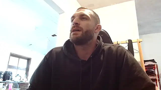 Snapshot of surfdog_95 chatting on October 2025 03:34:01 PM surfdog 95 online show from October 2025 03:34:01 PM