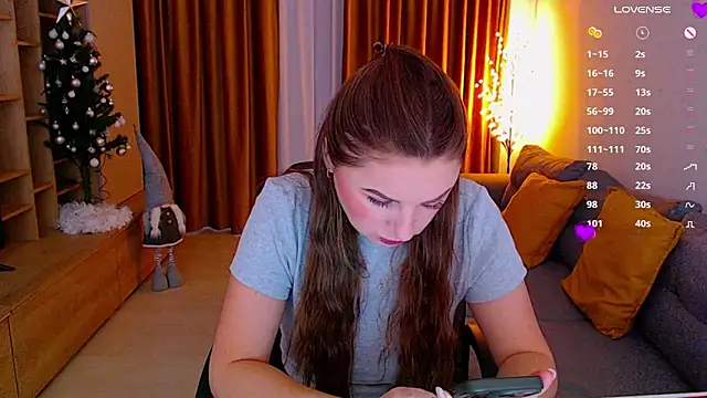  Mia Adams online show from December 2025 07:24:01 AM