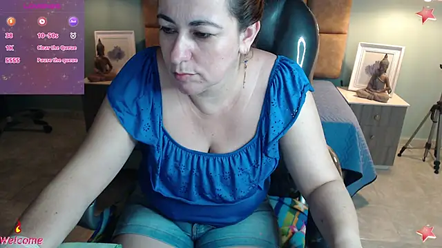 Barbiegomez online show from February 2025 03:16:02 AM