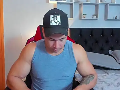 tyler hank01 online show from April 2026 01:03:02 PM