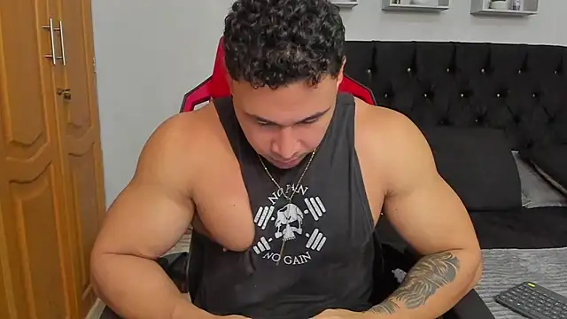 tyler hank01 online show from June 2026 12:13:02 AM