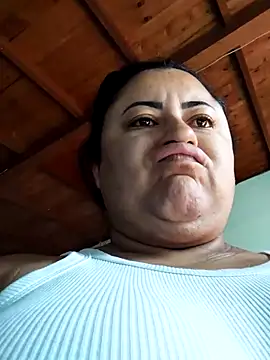 Monseratte21 online show from November 2025 01:15:02 PM