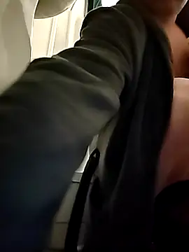 Snapshot of sile2000nou chatting on February 2026 05:52:01 AM sile2000nou online show from February 2026 05:52:01 AM