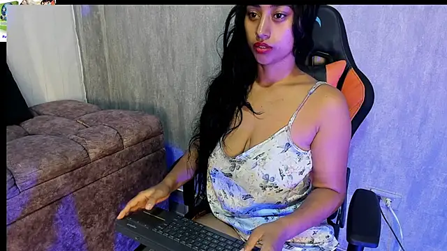 Valentinne z online show from February 2025 08:42:02 AM