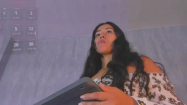 Valentinne z online show from September 2025 03:55:02 PM