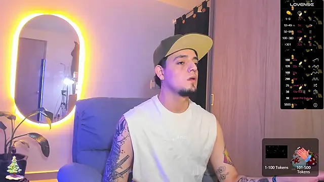 Snapshot of alejandro_calderon1 chatting on December 2024 06:14:02 AM alejandro calderon1 online show from December 2024 06:14:02 AM