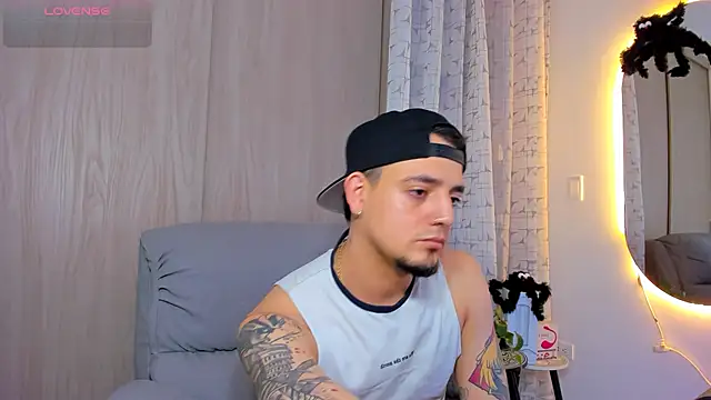 Snapshot of alejandro_calderon1 chatting on October 2025 05:41:01 AM alejandro calderon1 online show from October 2025 05:41:01 AM