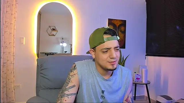 alejandro calderon1 online show from February 2026 06:01:02 AM