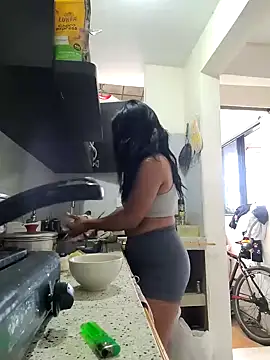 Hannah-grace online show from December 2024 01:32:02 PM