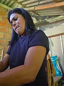 Hannah-grace online show from November 2025 03:01:02 PM