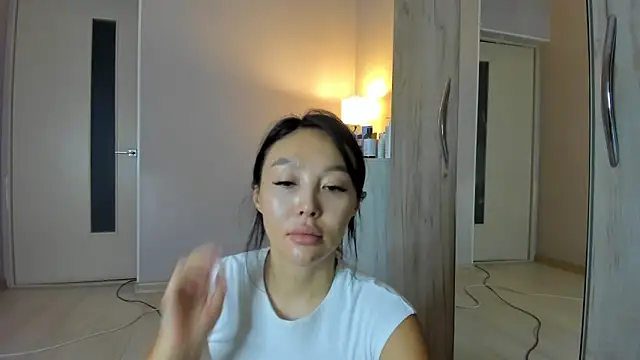keiko hot online show from June 2026 03:33:01 AM