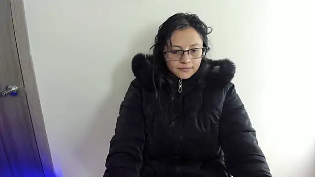 Kyomi chang online show from June 2026 12:37:01 PM