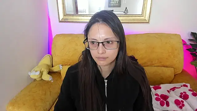 Kyomi chang online show from July 2026 01:10:02 PM