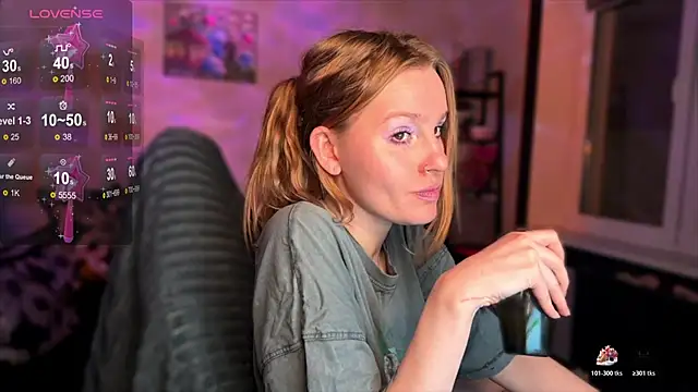 Chanel Gill online show from November 2025 01:20:02 AM