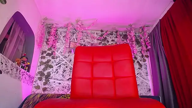 Snapshot of hornytsblonde chatting on June 2026 02:36:01 PM hornytsblonde online show from June 2026 02:36:01 PM