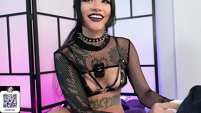damnliciousss online show from May 2026 11:36:01 PM