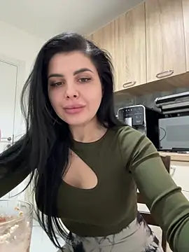 Snapshot of Scarlett-Dream chatting on February 2025 09:25:02 AM Scarlett-Dream online show from February 2025 09:25:02 AM