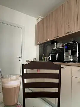 Snapshot of Scarlett-Dream chatting on February 2025 07:07:01 AM Scarlett-Dream online show from February 2025 07:07:01 AM