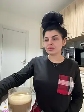 Snapshot of Scarlett-Dream chatting on March 2025 07:51:02 AM Scarlett-Dream online show from March 2025 07:51:02 AM