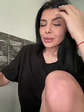 Snapshot of Scarlett-Dream chatting on March 2025 10:17:01 AM Scarlett-Dream online show from March 2025 10:17:01 AM