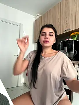 Snapshot of Scarlett-Dream chatting on September 2025 06:13:02 AM Scarlett-Dream online show from September 2025 06:13:02 AM