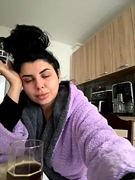 Snapshot of Scarlett-Dream chatting on October 2025 05:24:01 AM Scarlett-Dream online show from October 2025 05:24:01 AM