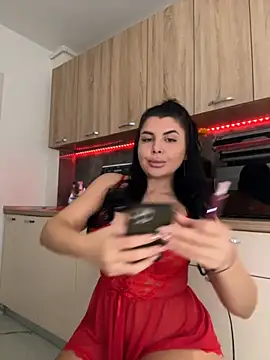 Snapshot of Scarlett-Dream chatting on November 2025 08:36:02 AM Scarlett-Dream online show from November 2025 08:36:02 AM